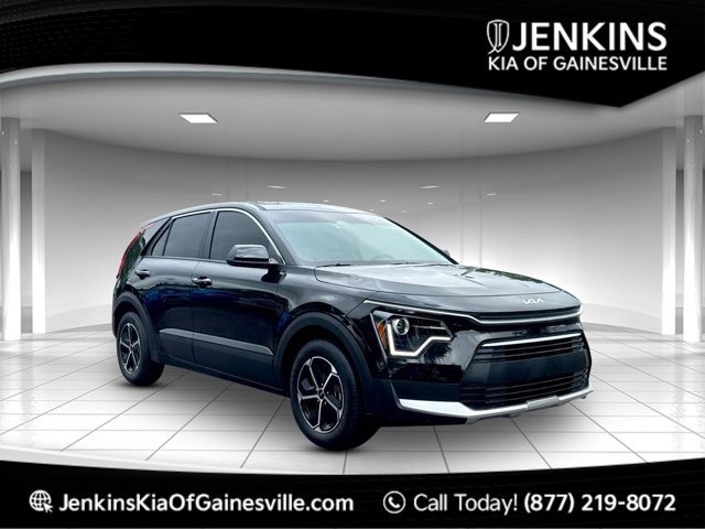 New 2025 Kia Niro LX