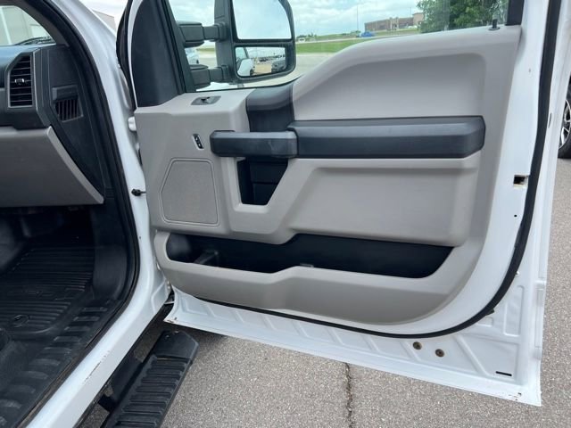 Used 2019 Ford F350 XL w/ Power Equipment Group image 13