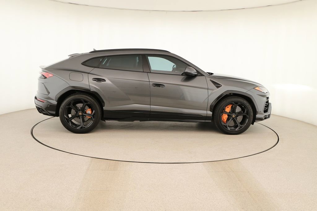 Used 2020 Lamborghini Urus image 8