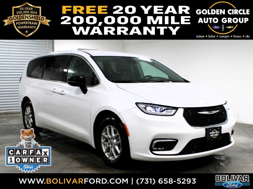 Used 2024 Chrysler Pacifica Touring-L