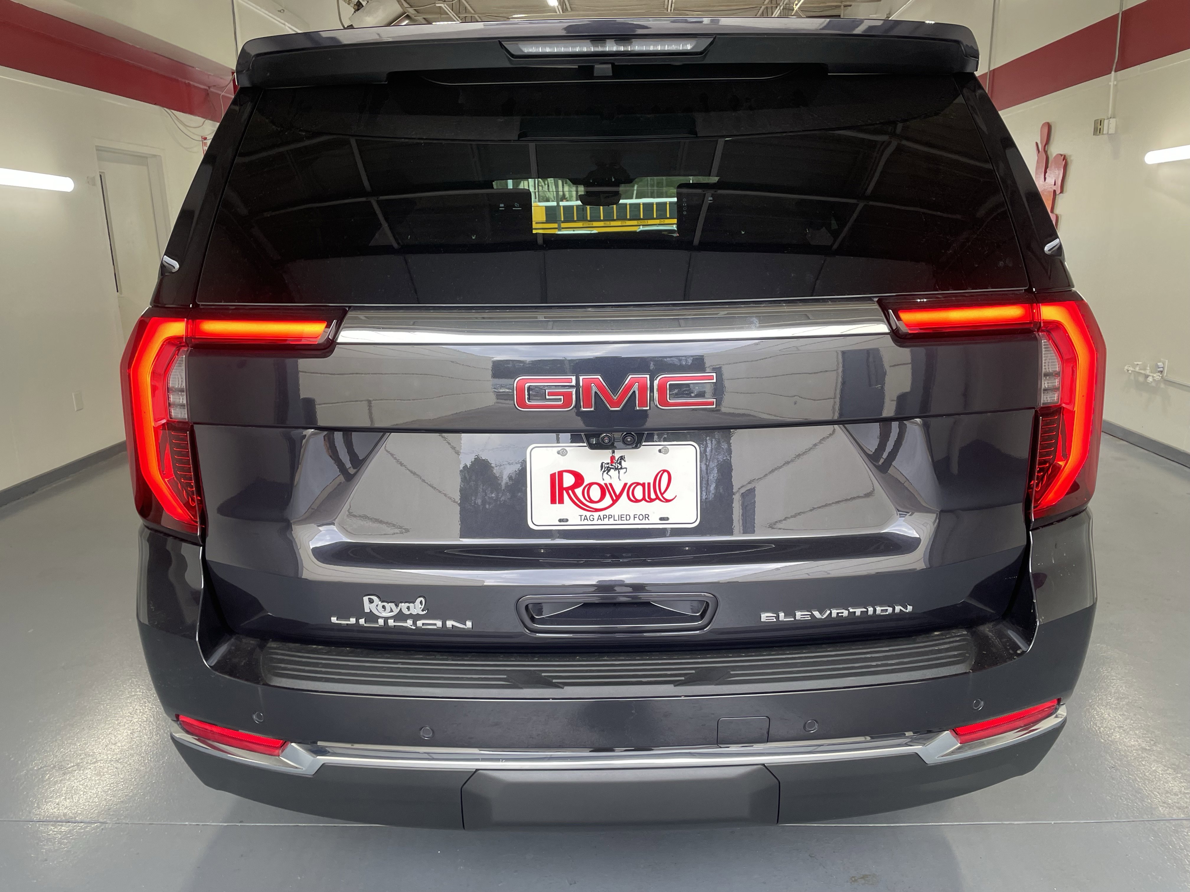 New 2026 GMC Yukon Elevation w/ Elevation Premium Package image 5