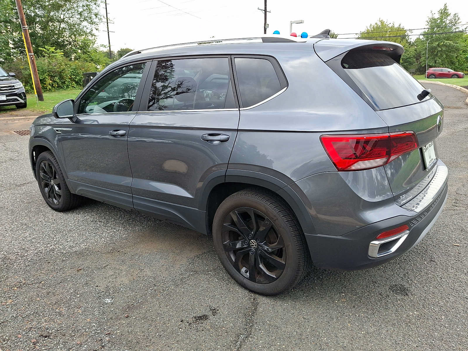 Used 2022 Volkswagen Taos SE AWD/4WD image 5