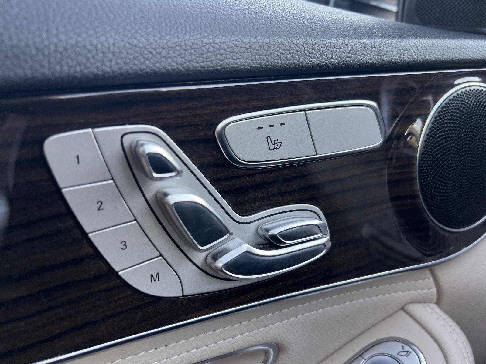Used 2016 Mercedes-Benz C 300 4MATIC Sedan image 18