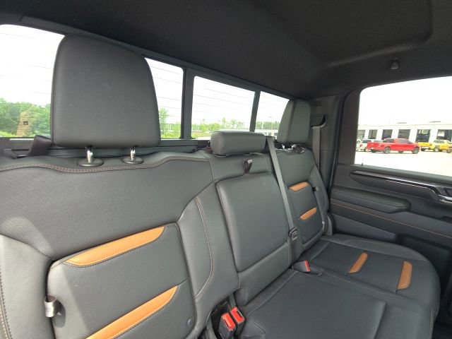 Used 2025 GMC Sierra 2500 AT4 AWD/4WD image 16