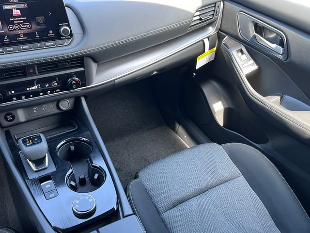 New 2026 Nissan Rogue SV AWD/4WD image 28