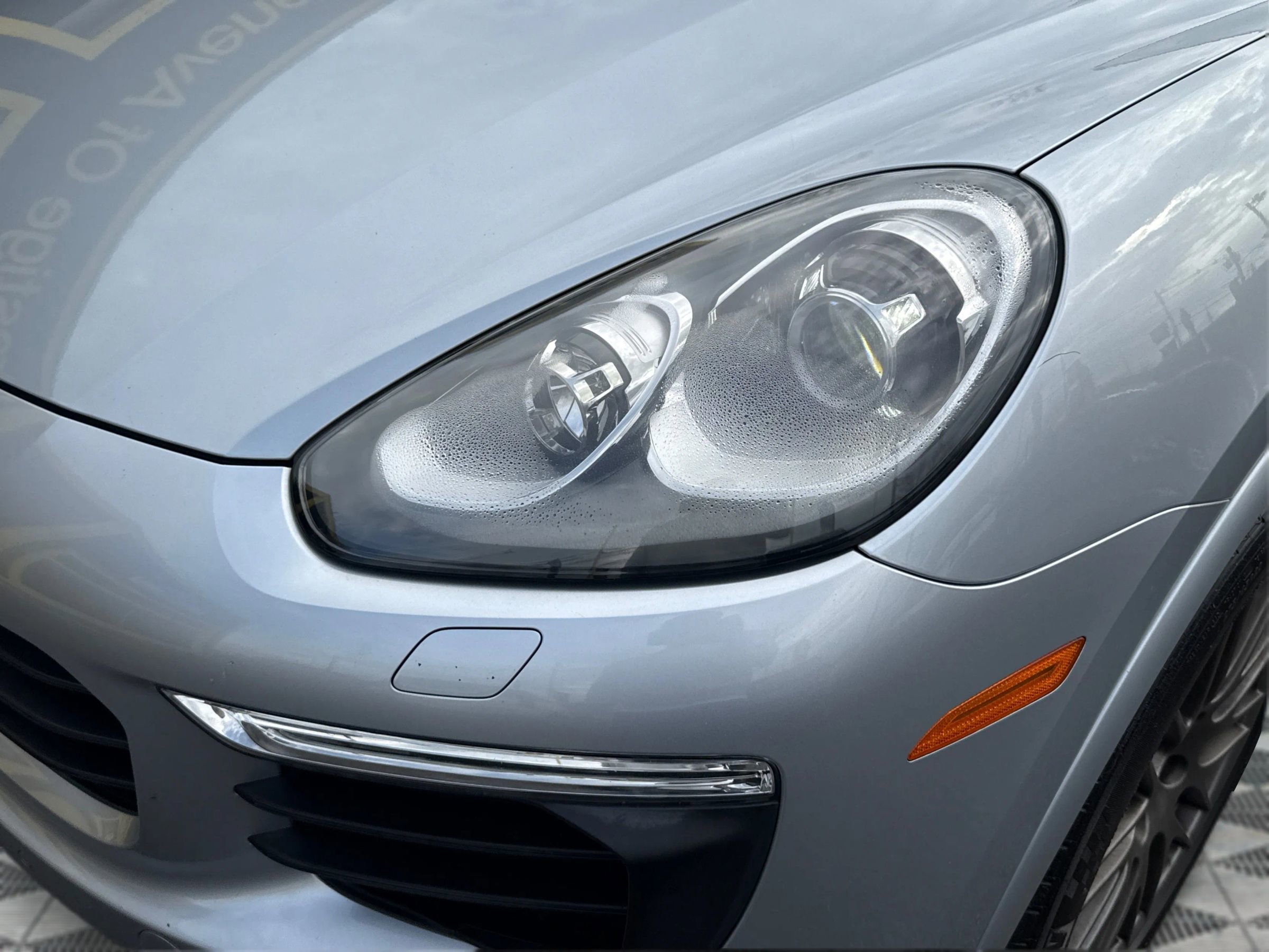Used 2017 Porsche Cayenne Platinum Edition AWD/4WD image 25