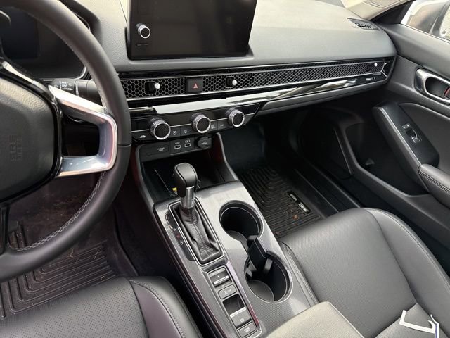 Used 2023 Honda Civic Touring image 9