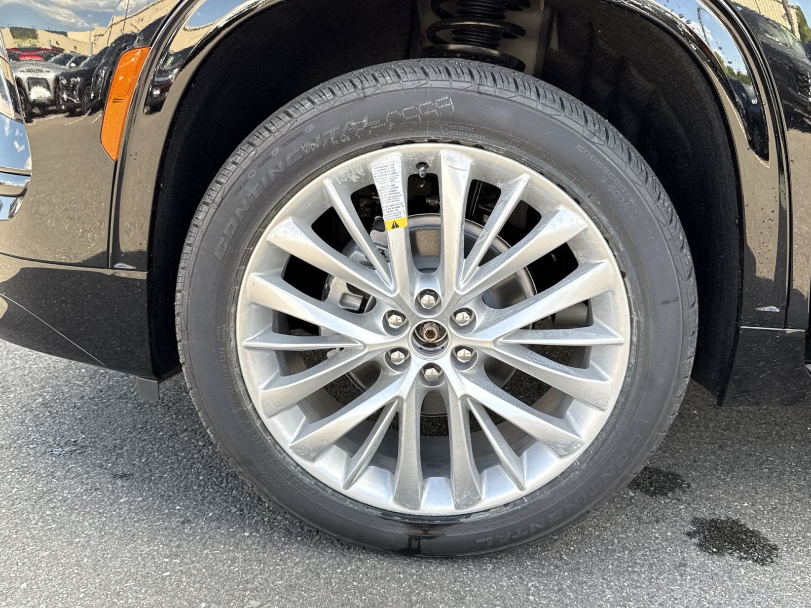 New 2026 Buick Enclave Sport Touring w/ Power Package AWD/4WD image 12