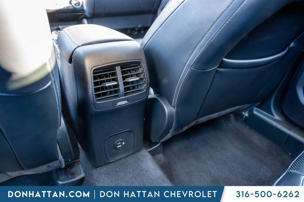 Used 2021 Ford Escape Titanium image 24