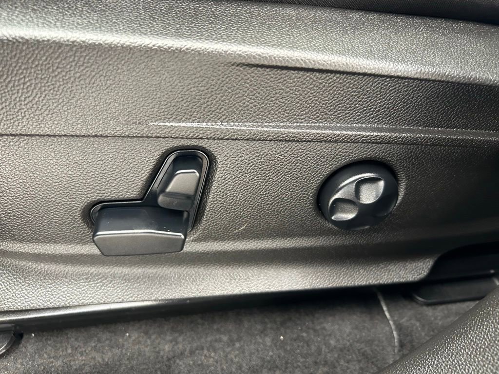 New 2025 Alfa Romeo Stelvio Sprint w/ Convenience Package image 27