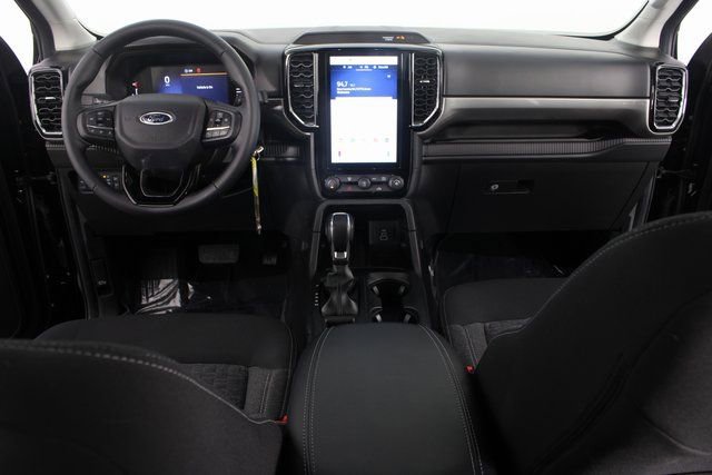 Used 2024 Ford Ranger XLT w/ FX4 Off-Road Package image 9