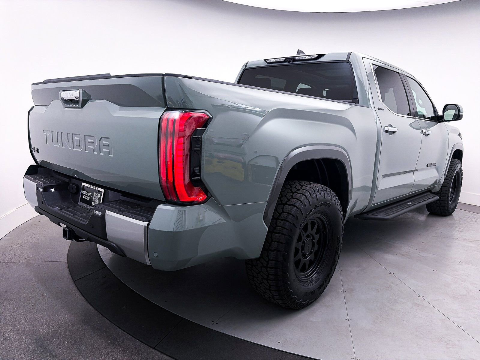 Used 2024 Toyota Tundra Limited image 16