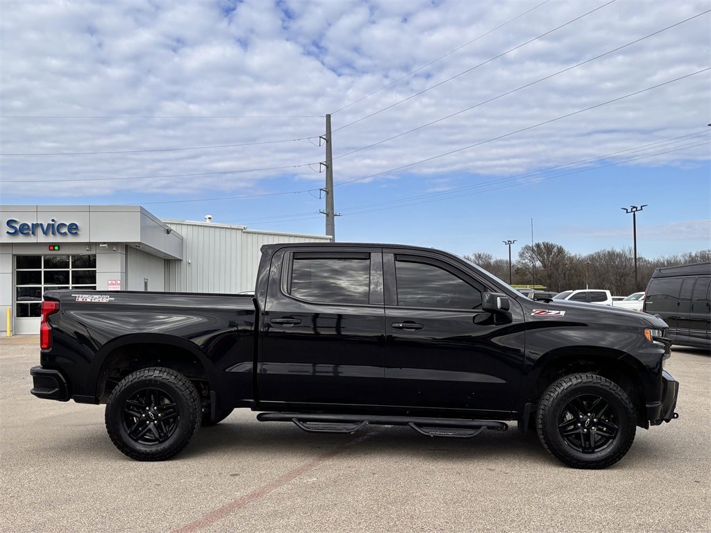Certified 2021 Chevrolet Silverado 1500 LT Trail Boss w/ Convenience Package II image 3
