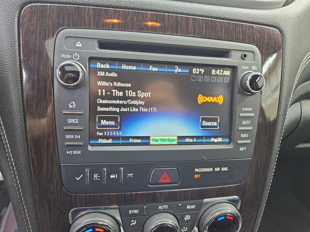 Used 2015 Chevrolet Traverse LT AWD/4WD image 26