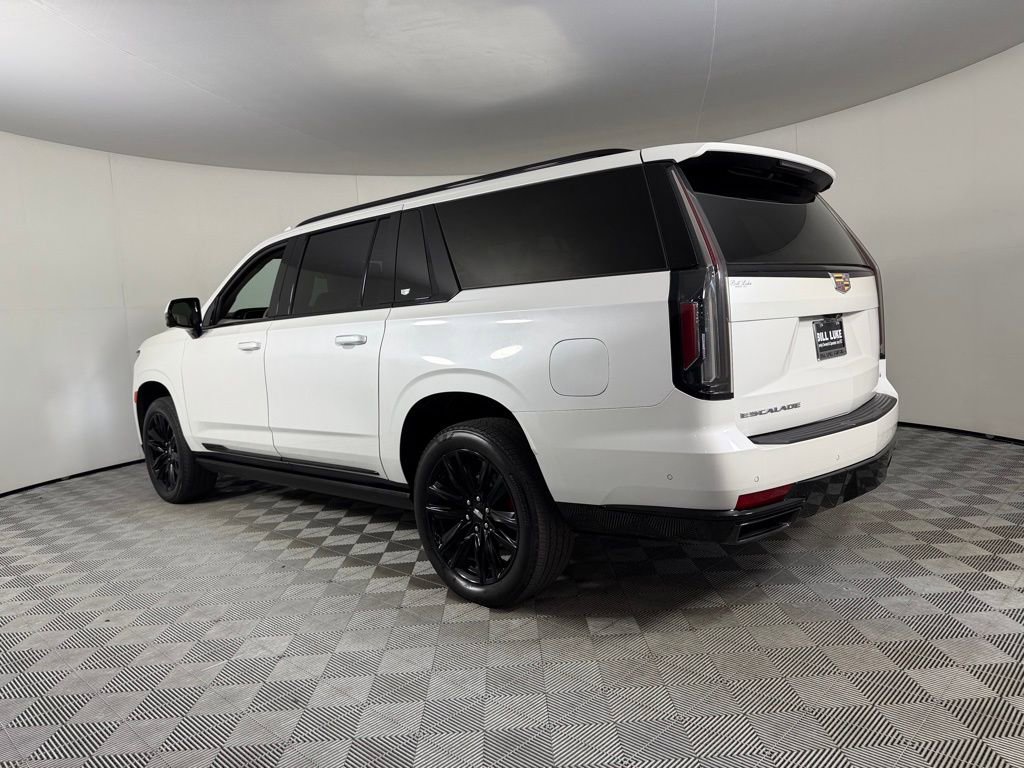 Used 2022 Cadillac Escalade ESV Sport Platinum image 10