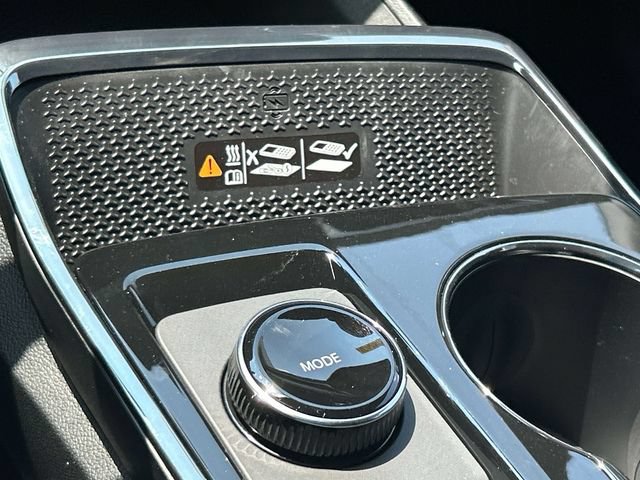 New 2027 Chevrolet Equinox RS w/ Safety and Technology Package FWD image 35