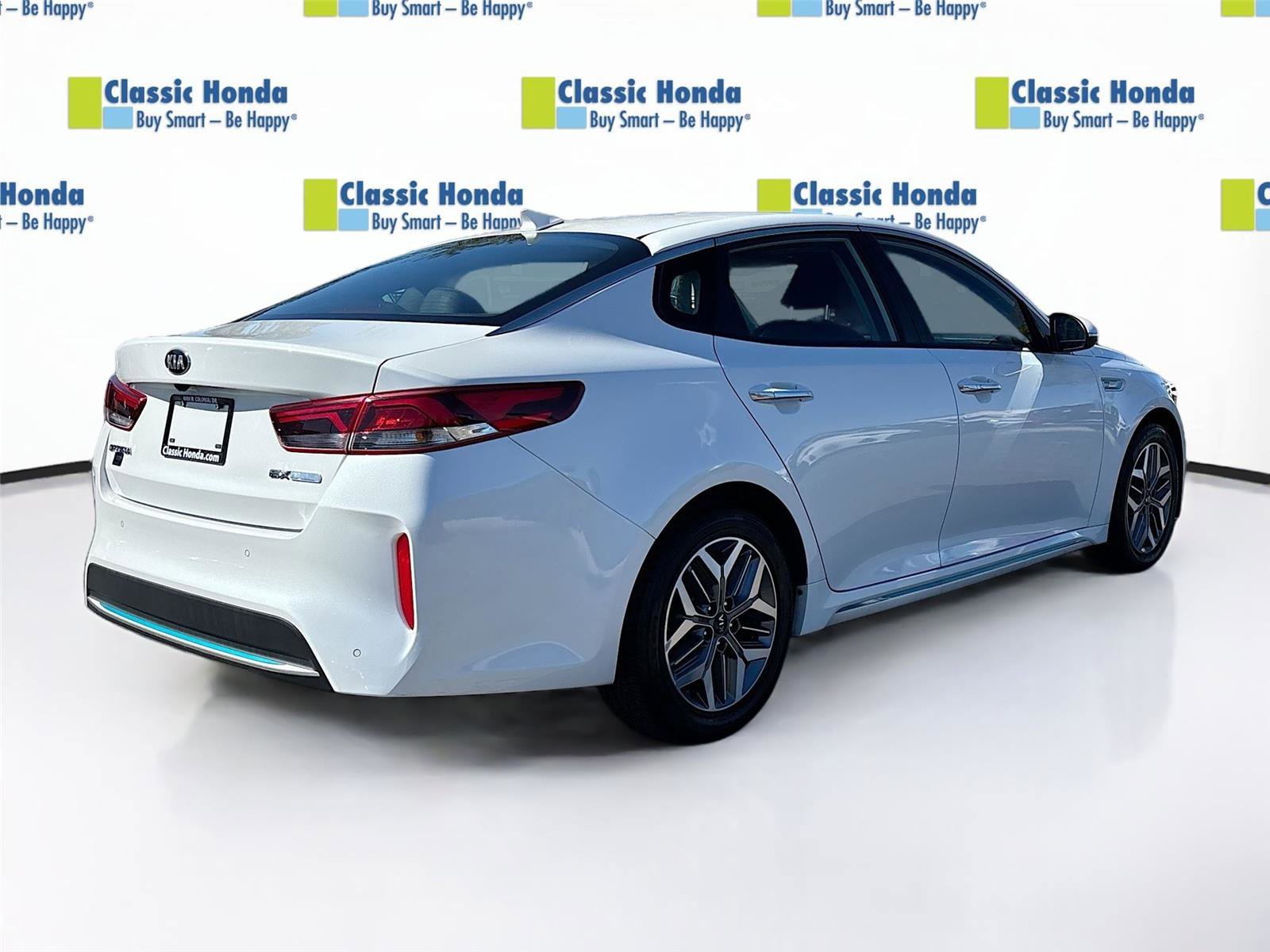 Used 2020 Kia Optima EX image 8