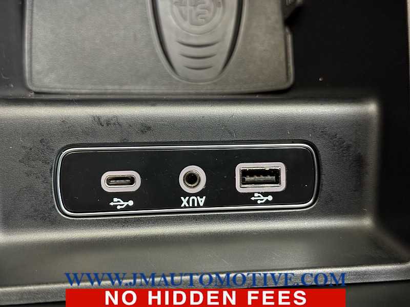 Used 2022 Alfa Romeo Giulia Sprint image 38