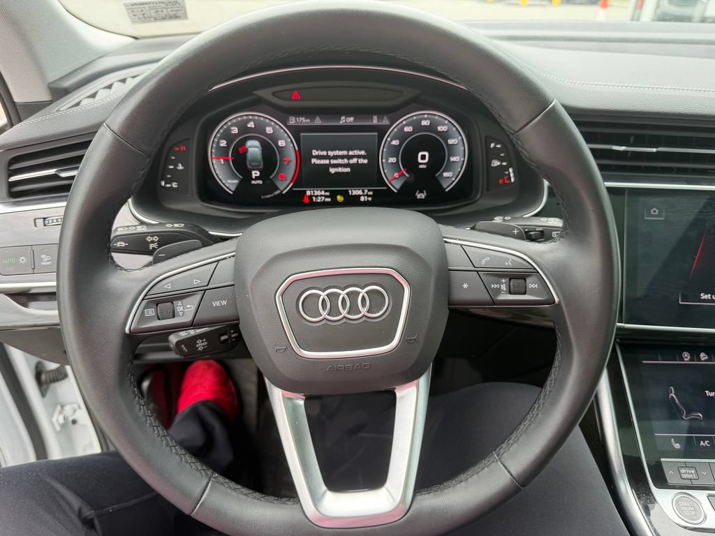 Used 2023 Audi Q7 3.0T Premium w/ Convenience Package AWD/4WD image 15