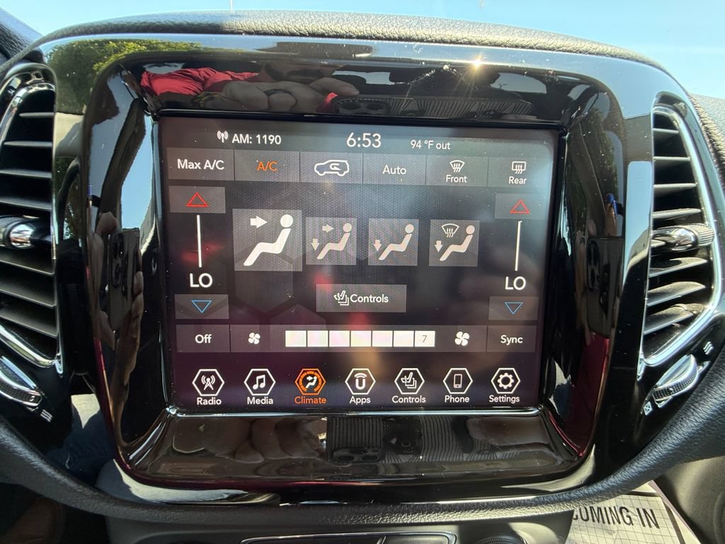 Used 2021 Jeep Compass Limited w/ Sun and Sound Group AWD/4WD image 30