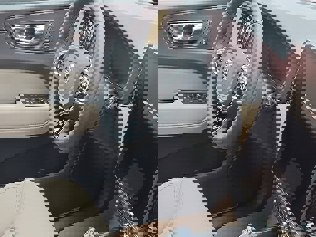 New 2026 Volvo XC60 B5 Plus w/ Protection Package Premier image 10