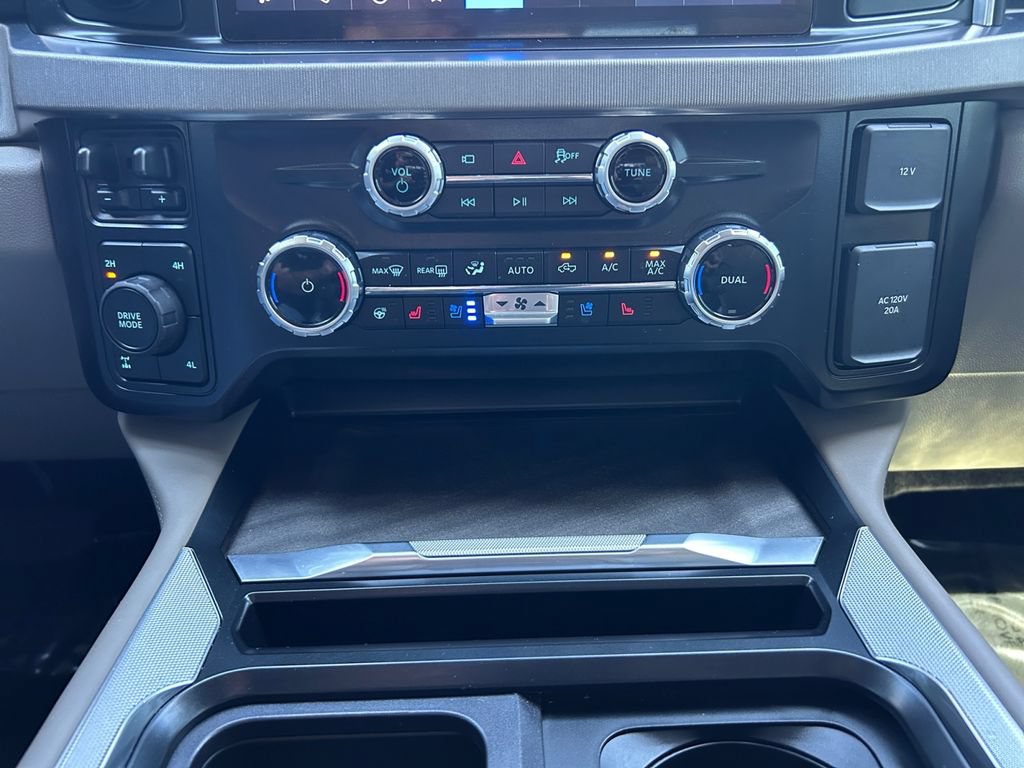Used 2026 Ford F350 Platinum w/ Platinum Plus Package AWD/4WD image 23
