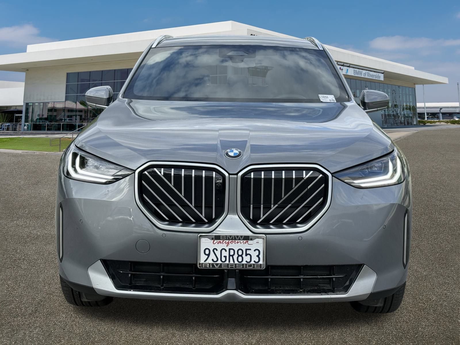 Used 2025 BMW X3 xDrive30i w/ Premium Package image 3