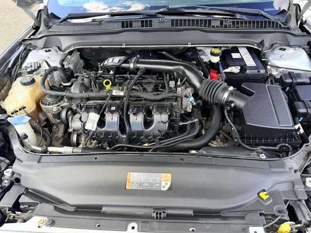 Used 2016 Ford Fusion SE AWD/4WD image 20