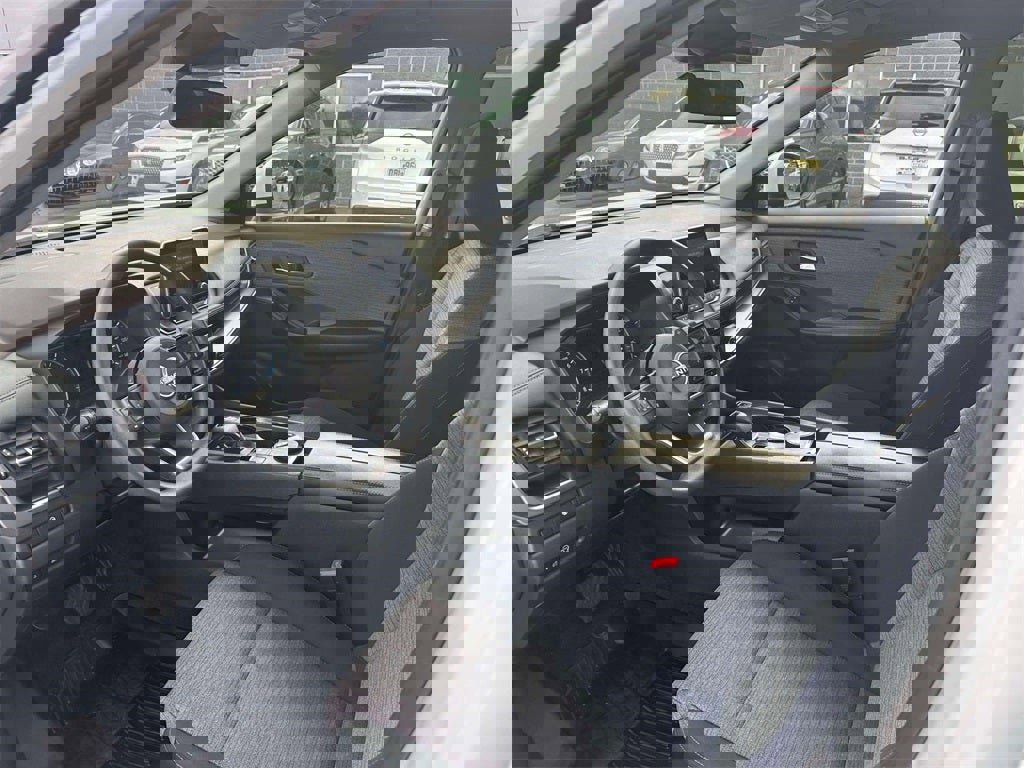 Certified 2023 Nissan Rogue SV image 15