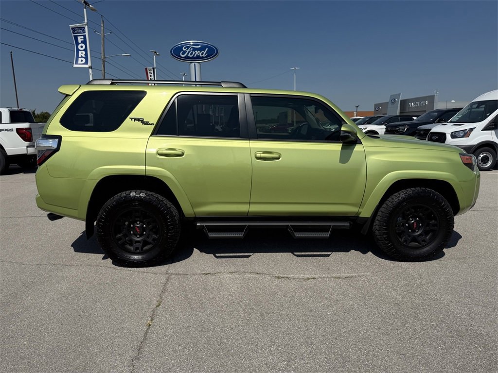 Used 2023 Toyota 4Runner TRD Off-Road Premium image 2