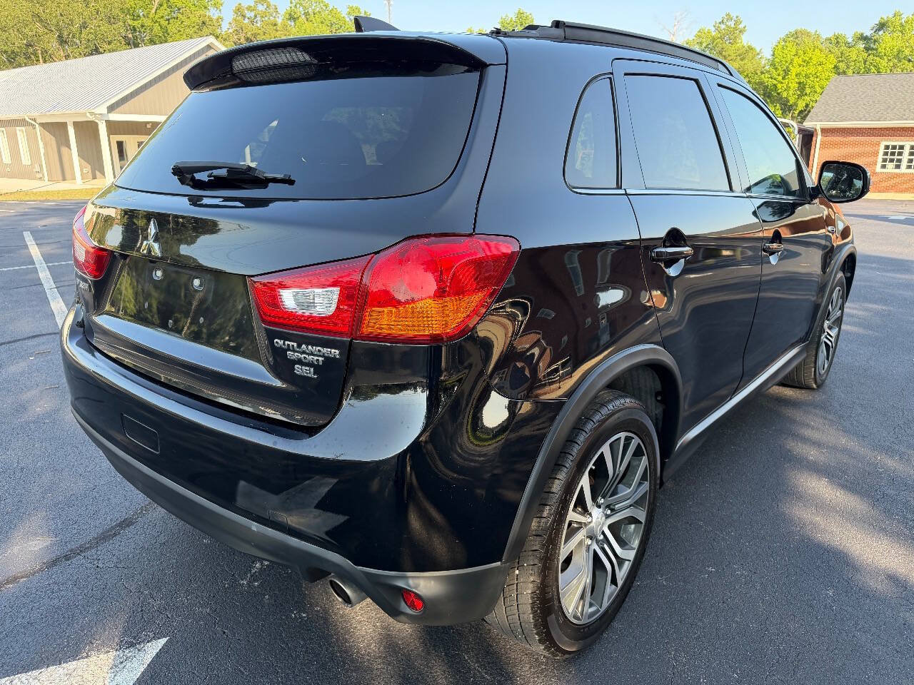 Used 2017 Mitsubishi Outlander Sport SEL FWD image 7