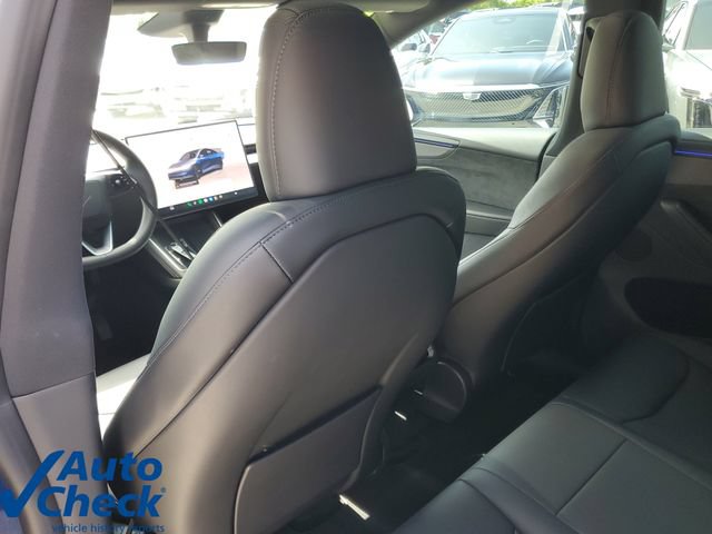 Used 2026 Tesla Model Y 2WD image 12