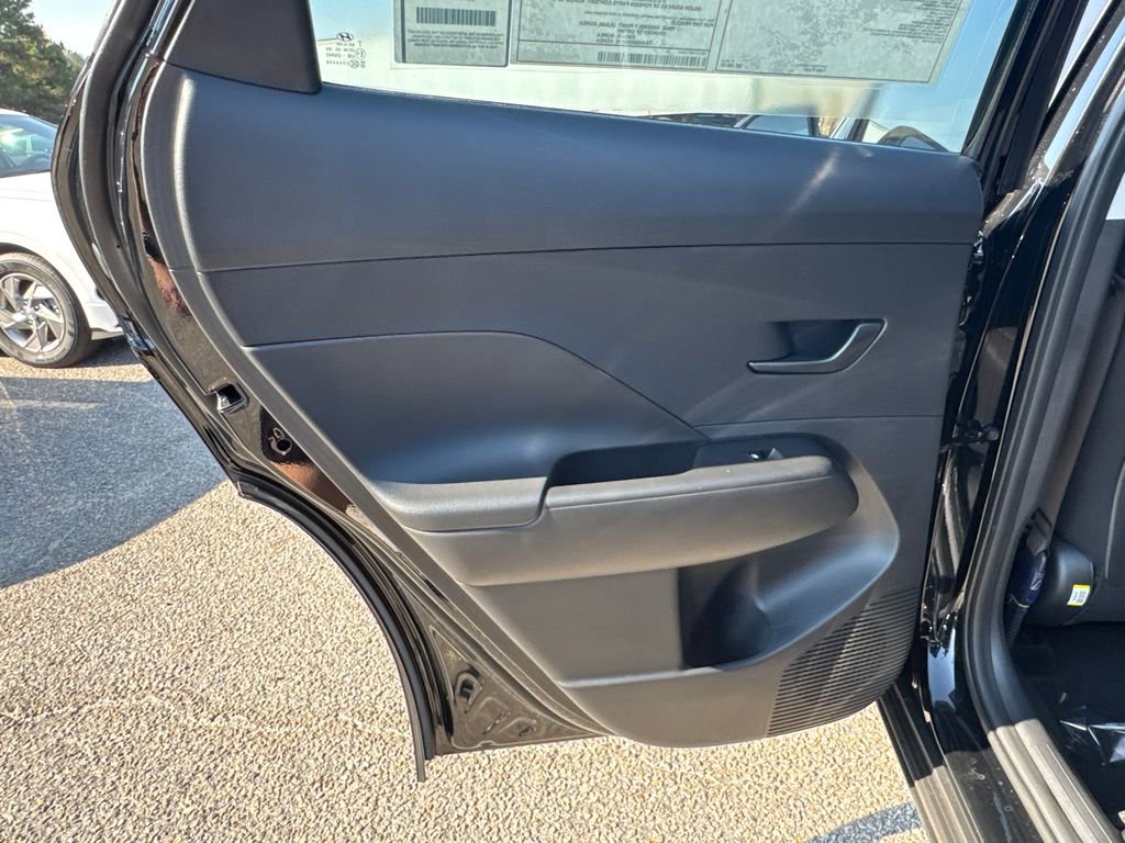 New 2026 Hyundai Kona SE image 12