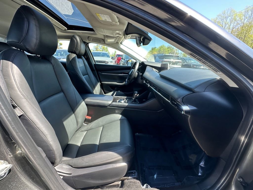 Used 2024 MAZDA MAZDA3 s image 30