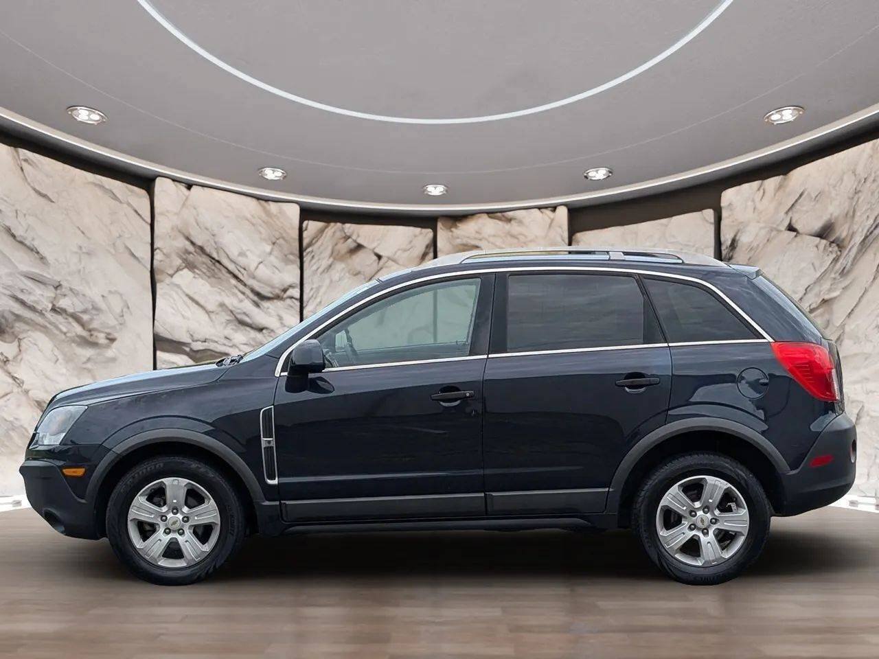 Used 2015 Chevrolet Captiva Sport LS FWD image 4