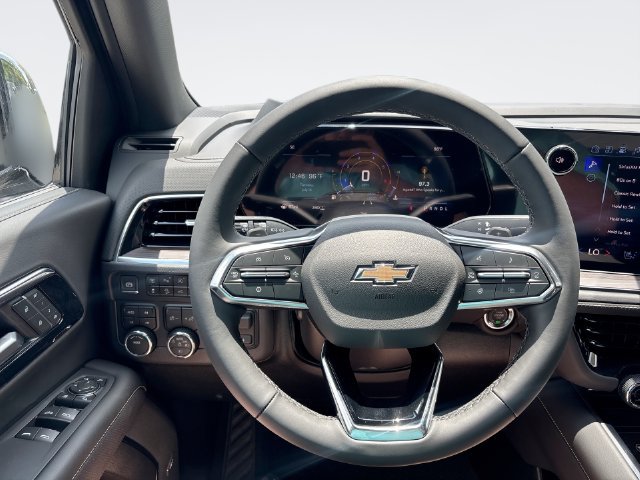 New 2026 Chevrolet Suburban Premier AWD/4WD image 14