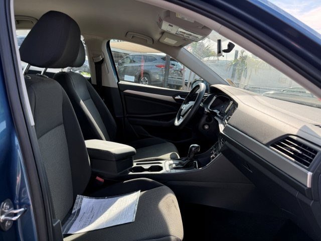 Used 2020 Volkswagen Jetta S w/ Driver Assistance Package FWD image 11