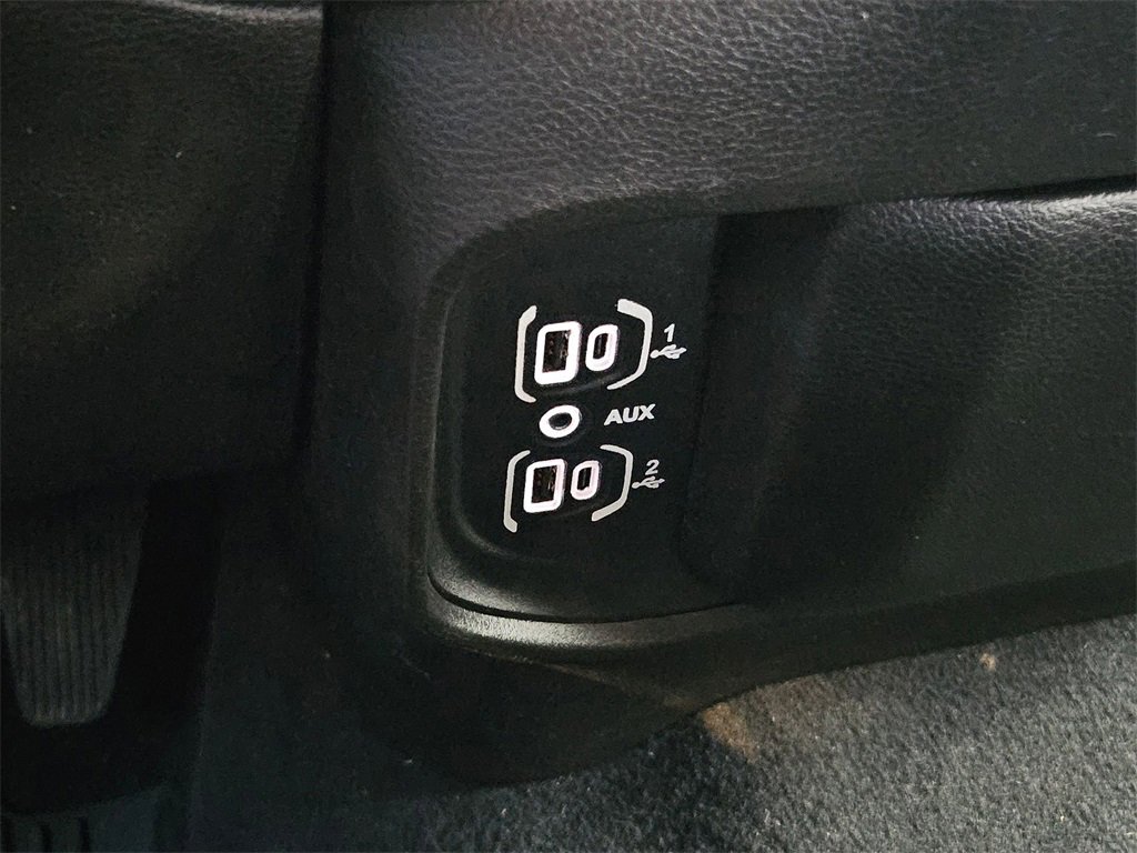 Certified 2020 RAM 3500 Big Horn w/ Night Edition image 34