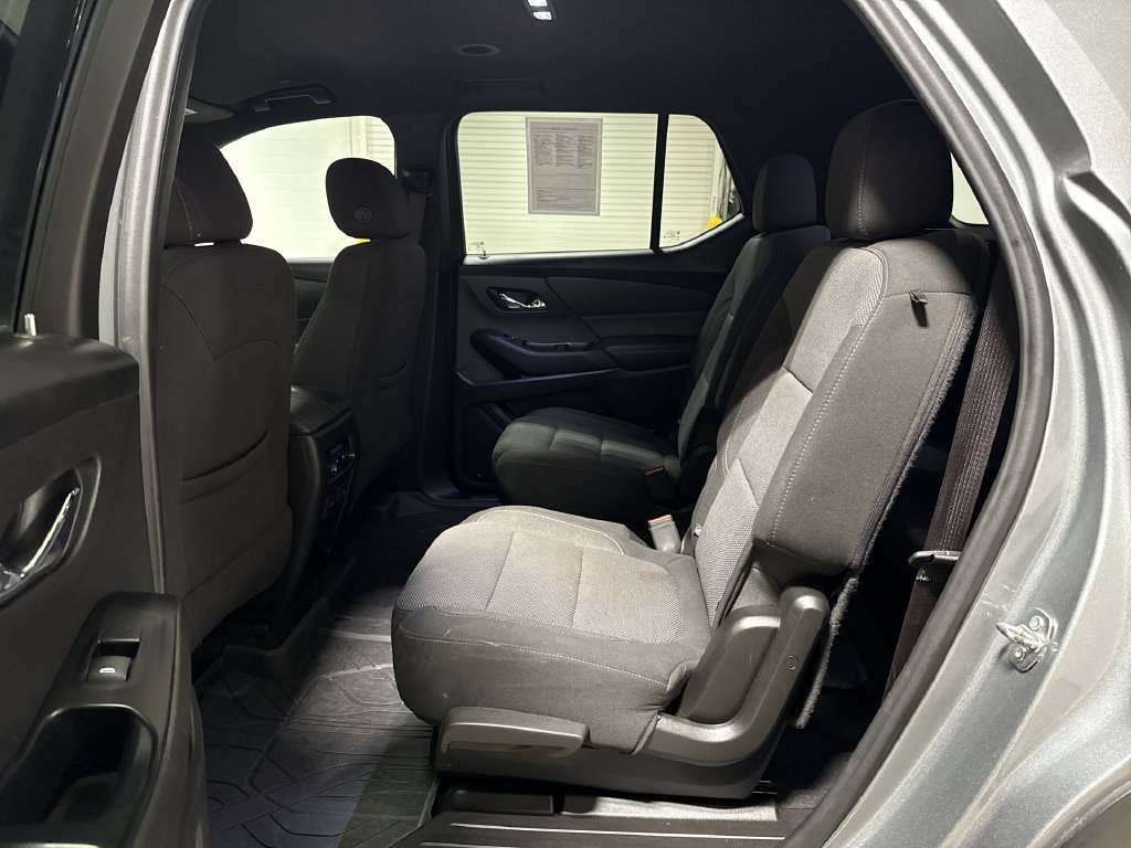 Used 2023 Chevrolet Traverse LT w/ LPO, Floor Liner Package AWD/4WD image 22