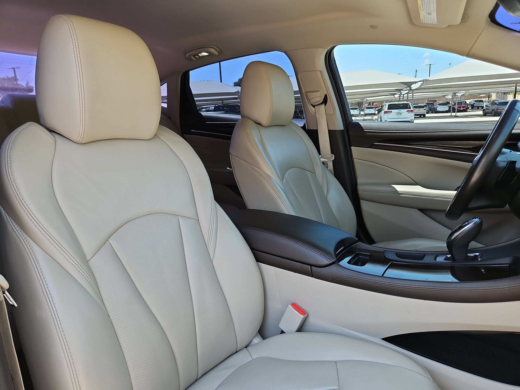 Used 2018 Buick LaCrosse Premium w/ Driver Confidence Package #2 FWD image 29