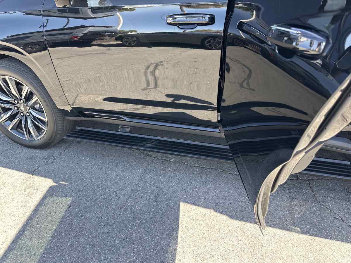 Used 2022 Cadillac Escalade Sport w/ Touring Package image 15