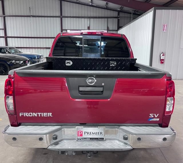 Used 2017 Nissan Frontier SV w/ SV Value Truck Package RWD image 5