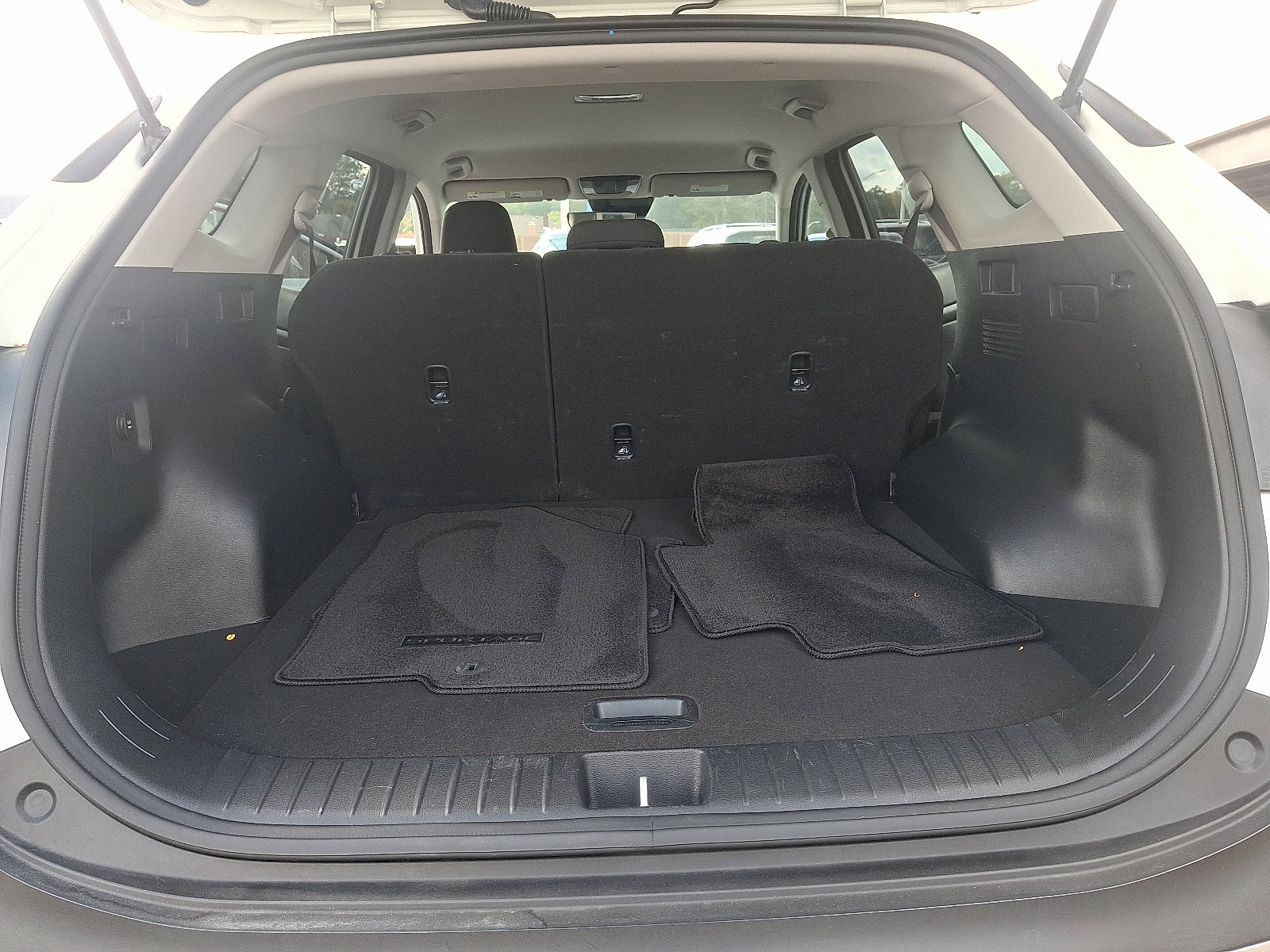 Certified 2023 Kia Sportage LX image 28