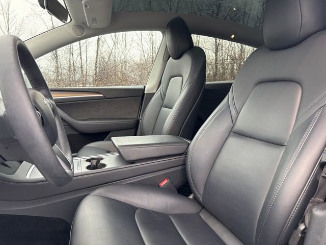 Used 2023 Tesla Model Y Long Range image 14