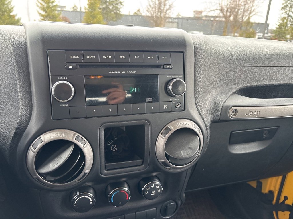 Used 2015 Jeep Wrangler Sport image 11