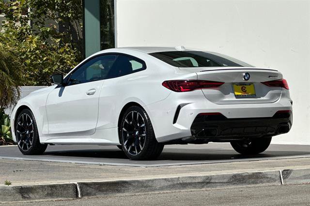 New 2026 BMW M440i Coupe image 5