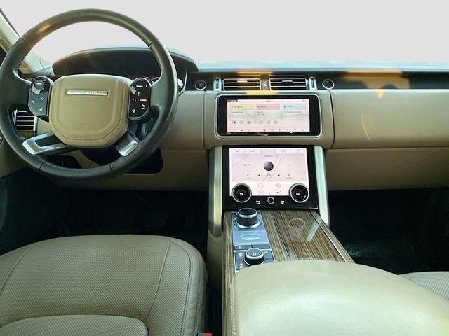 Used 2020 Land Rover Range Rover HSE image 17