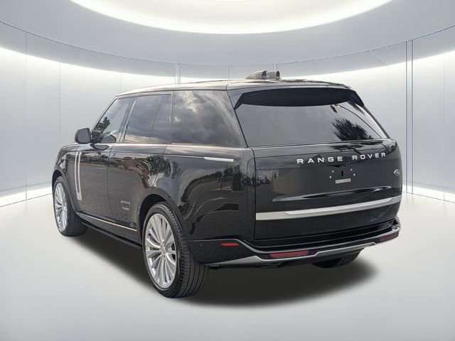 Certified 2023 Land Rover Range Rover First Edition image 8