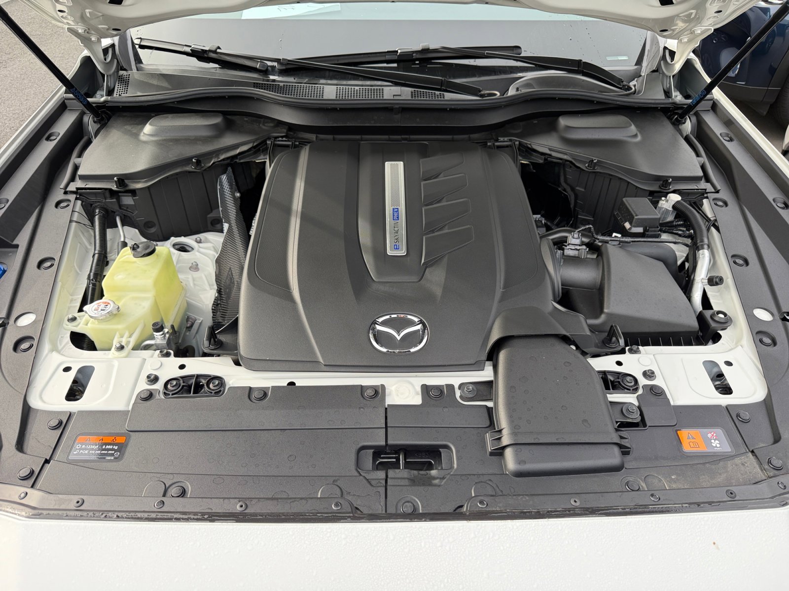 Certified 2024 MAZDA CX-90 Plug-In Hybrid w/ Preferred image 20