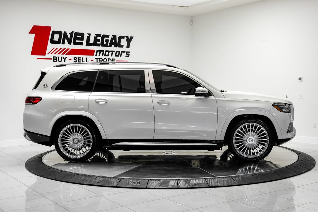 Used 2022 Mercedes-Benz Maybach GLS 600 4MATIC image 9